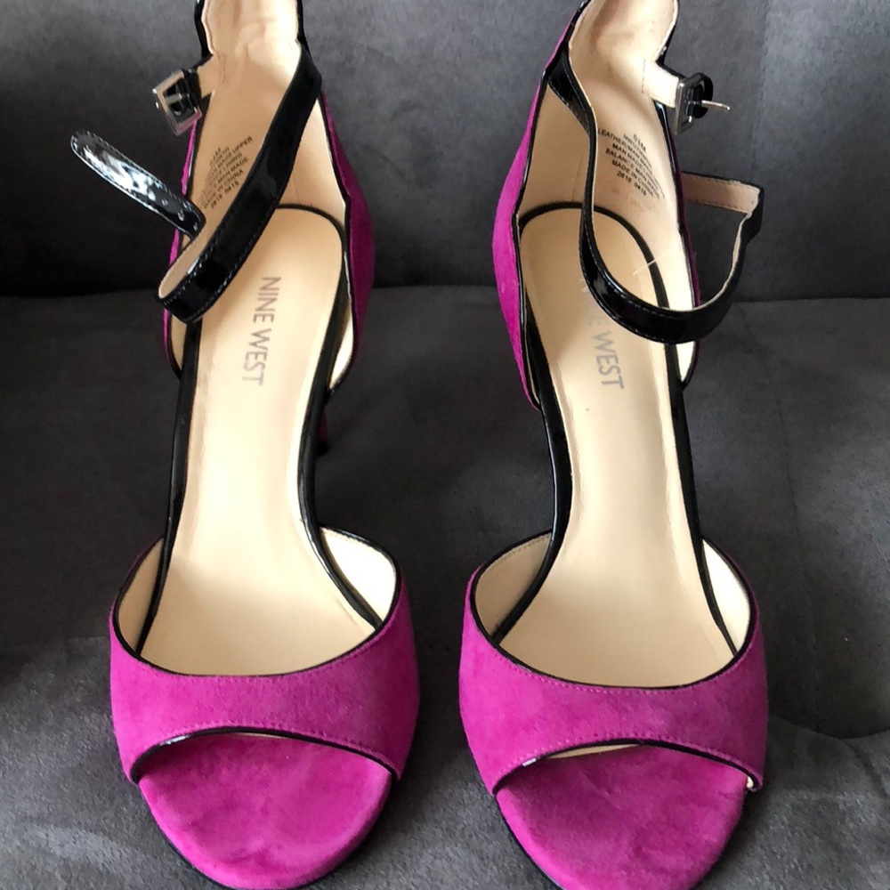 Nine West Suede dress pumps
